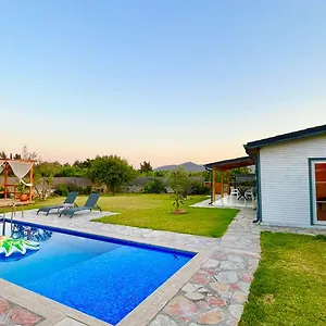 Tatil Evi Bi Akdeniz, Datça